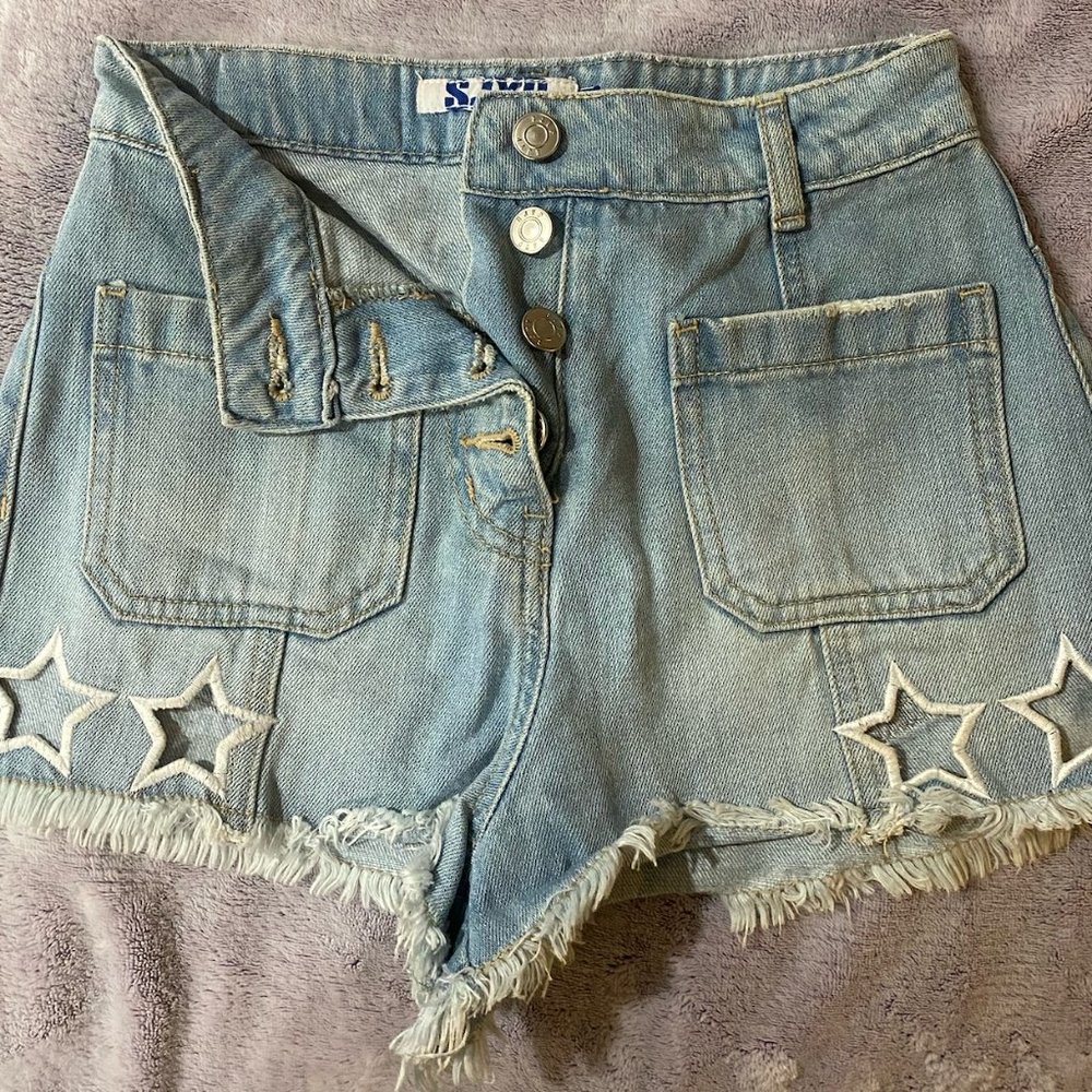 SJYP star cut out jean short
